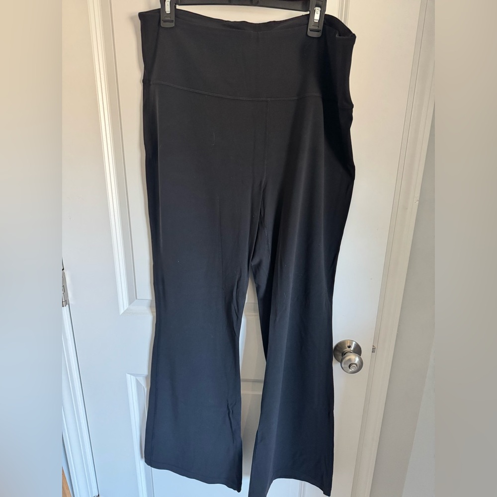 Lululemon Groove Nulu High Rise Flare Pant